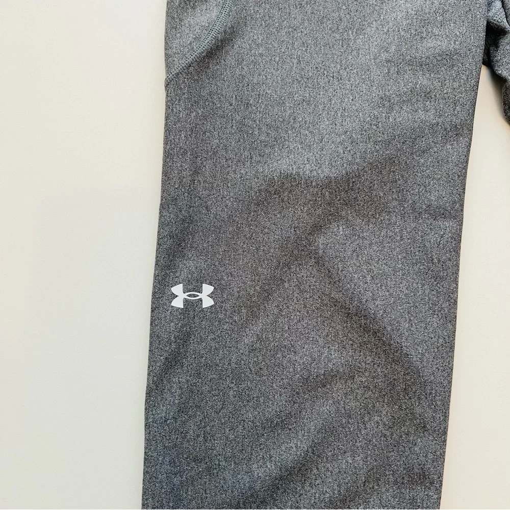 Under Armour Women’s Grey Compression HeatGear Leggings Size XL